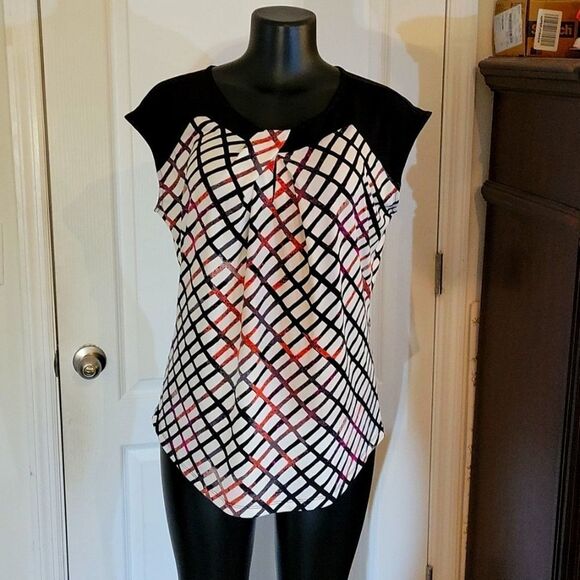 BRAND NEW WORTHINGTON MULTI-COLOR POLAR BEAR BOHO GEO WOMEN"S SHIRT - Picture 1 of 14